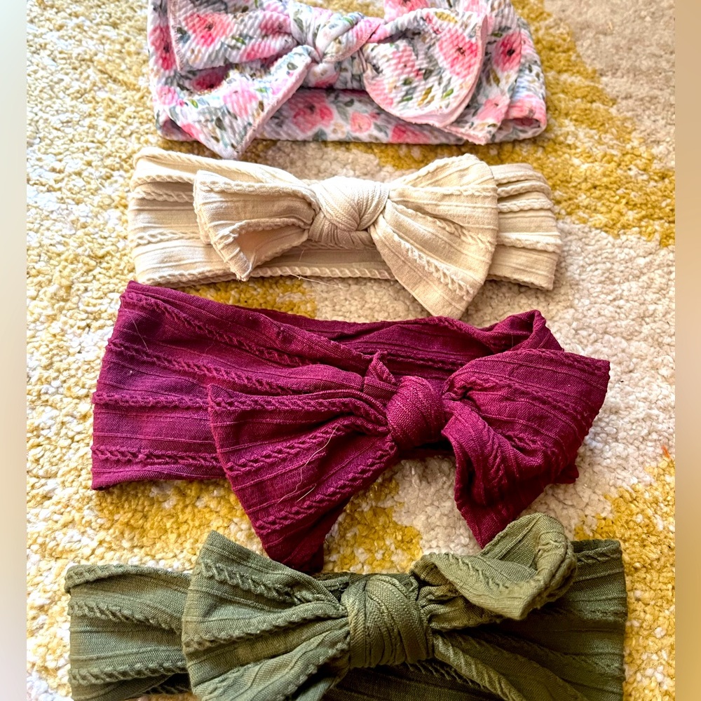 4 pack of toddler girl adjustable bows